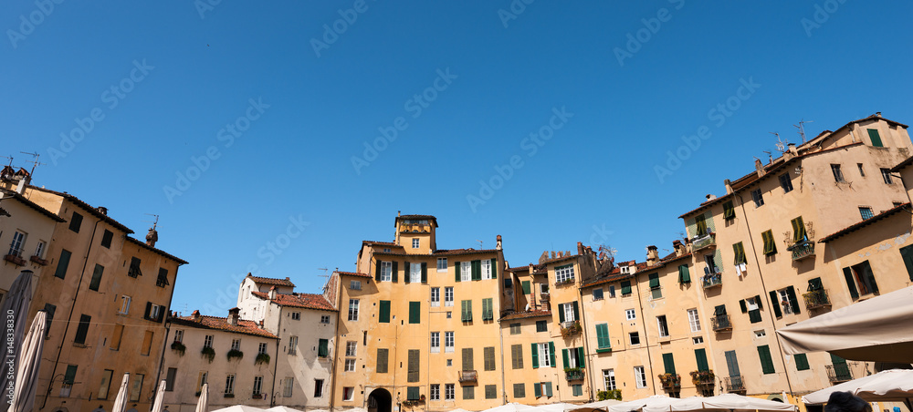 Piazza dell'Anfiteatro (Amphitheater Square) - Lucca, Toscana (Tuscany), Italy, Europe