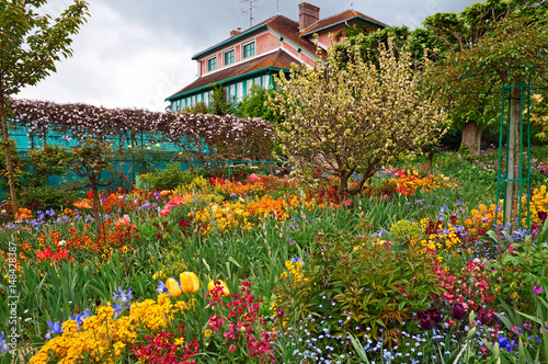 Fototapeta Ogród Moneta na wiosnę, Giverny, Francja.