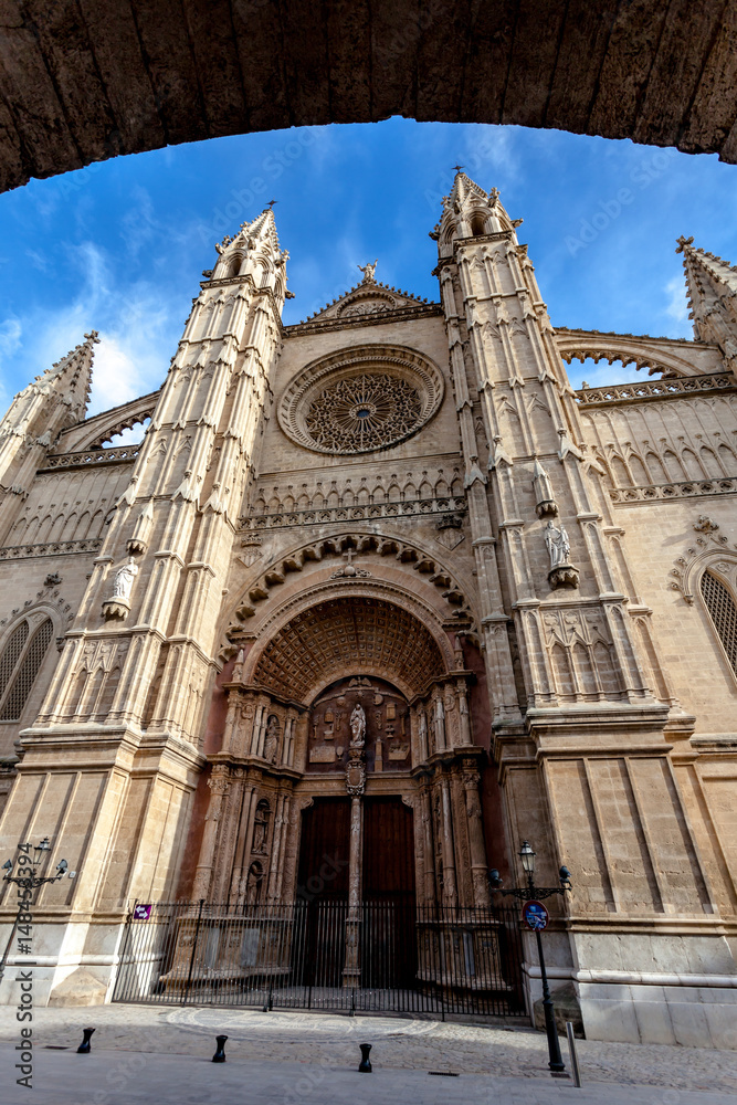 Naklejka premium Cathedral La Seu Palma de Mallorca