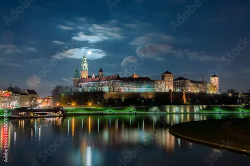 Fototapeta Pełnia nad Wawelem