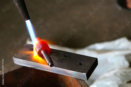 DIY home made metal hardening with gas cutting torch