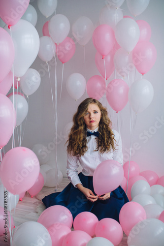  Naughty girl with pink balls © Денис Кипкаев