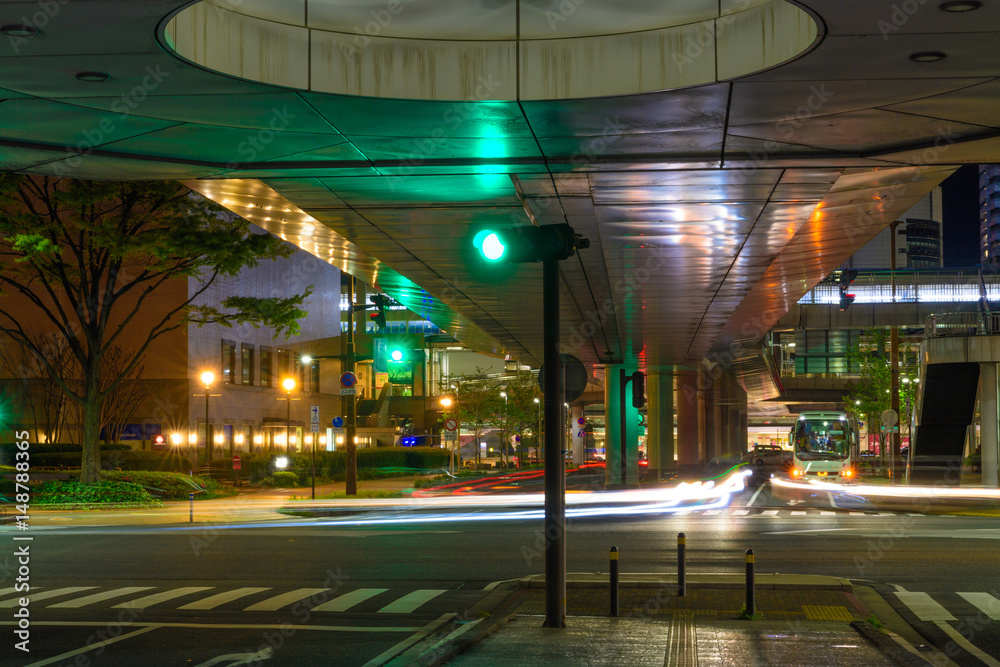 Fototapeta premium 小倉駅北口歩道橋の夜景