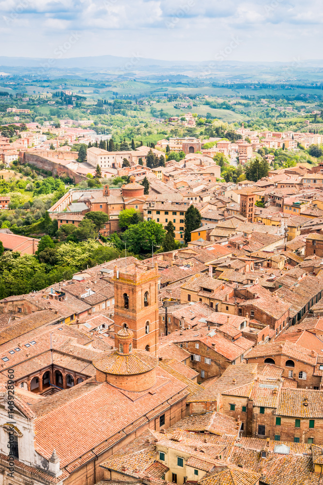 Vue de Sienne en Toscane du haut de la Torre del Mangia