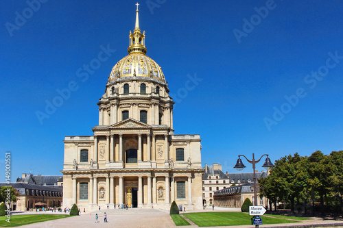 View on napoleon grave building, blue sky, paris city, france
