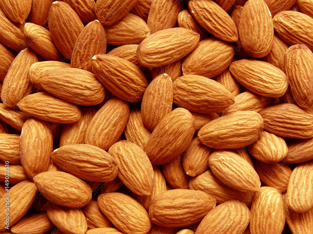 almond almond