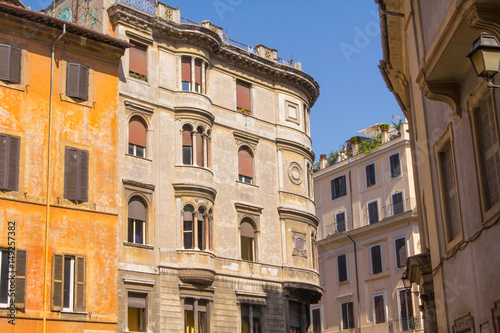 Typical roman building facades, Italy © jptinoco