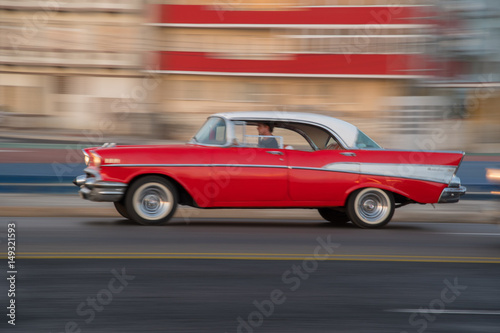 Cuban Car © Dennis