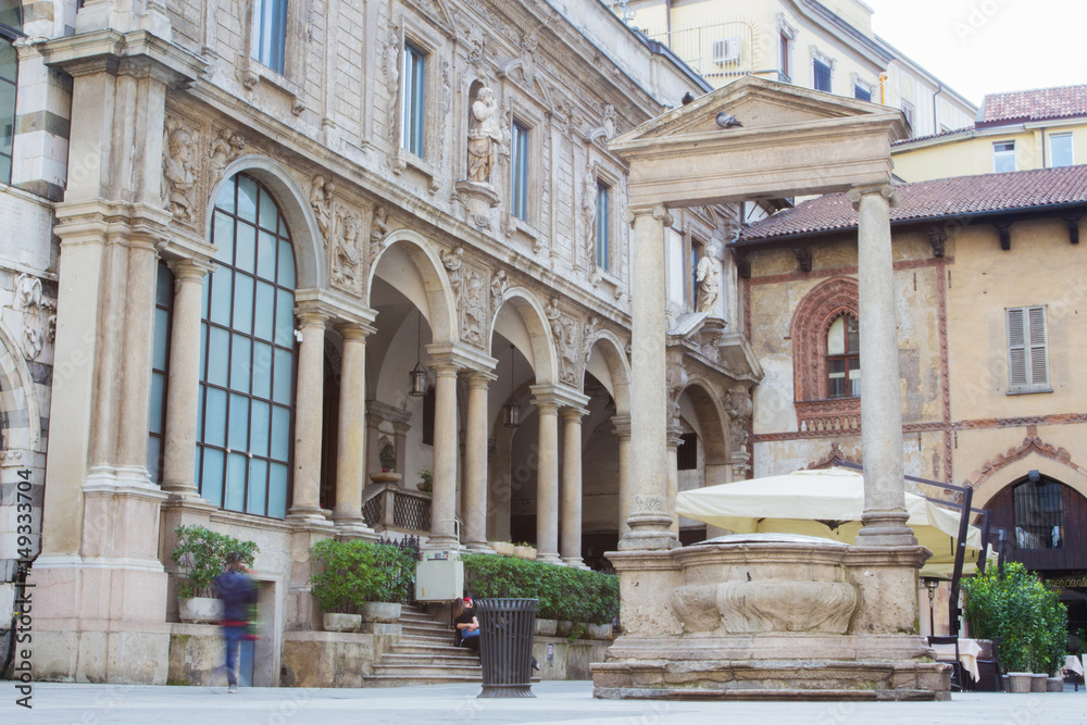Obraz premium merchant square in Milan and people