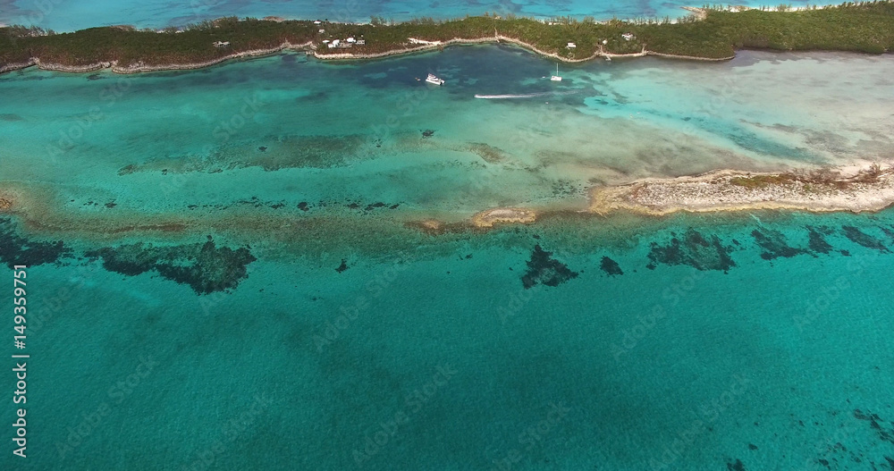 Obraz premium Aerial View of Bahamas Paradise Islands 