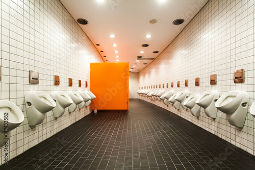 öffentliche Toilette