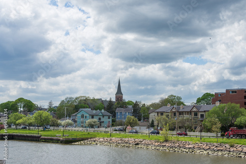 Homes in Quinnipiac River Park in New Haven Connecticut © Christian Hinkle