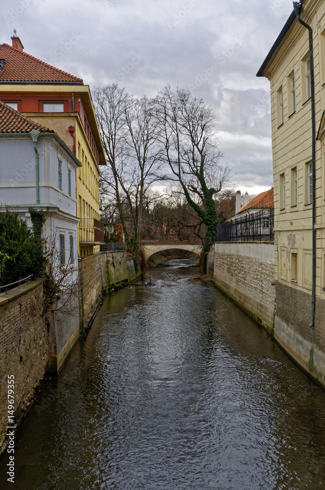 Another shot of the canal