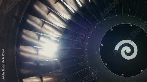 Jet turbine engine