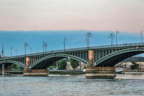Theodor-Heuss-Brücke in Mainz