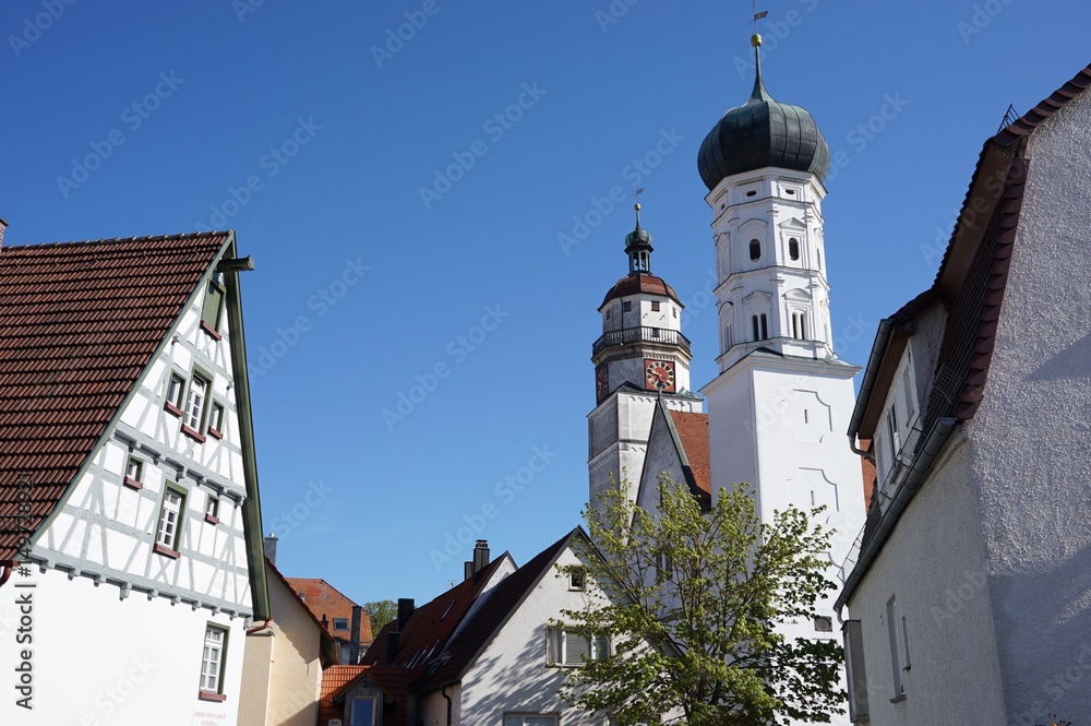 Stadtbild Giengen an der Brenz mit Kirchtürmen der Stadtkirche Stock