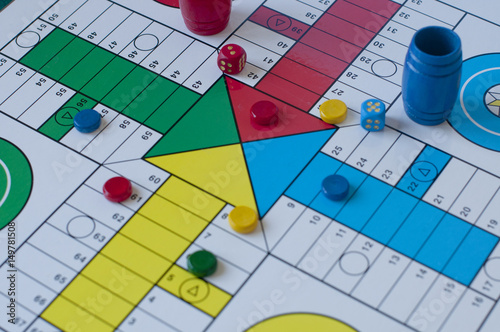 Parchis game photo