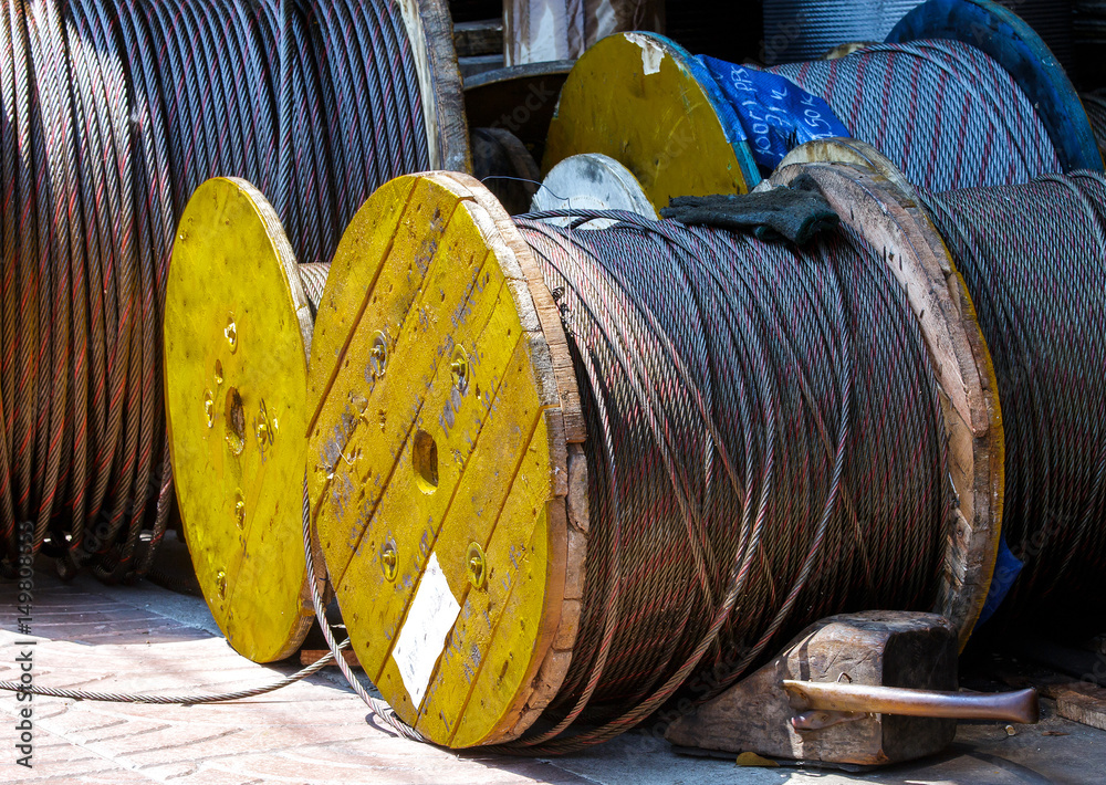 Fototapeta premium STEEL WIRE ROPE ROLL