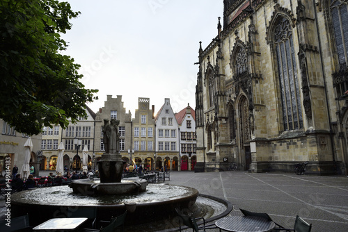 Münster Lambertibrunnen, Altstadt, NRW photo