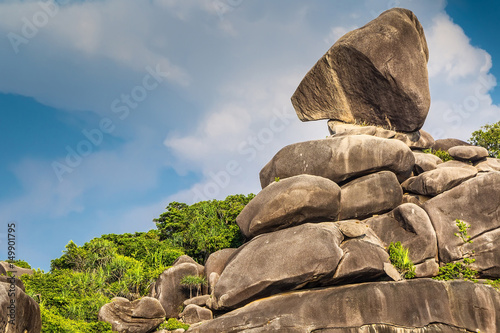 Sailing Rocks of the Simila...
