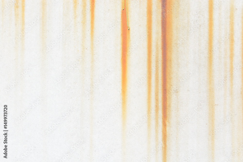 Fototapeta premium old concrete wall whitewashed with streaks of rust