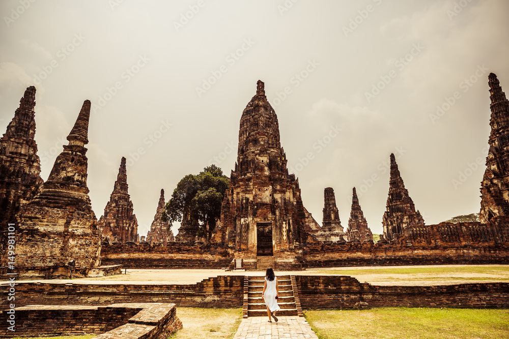 Fototapeta premium Ancient Ruins at Ayutthaya Historical Park