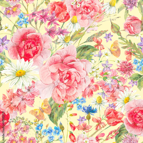 Watercolor seamles pattern with roses