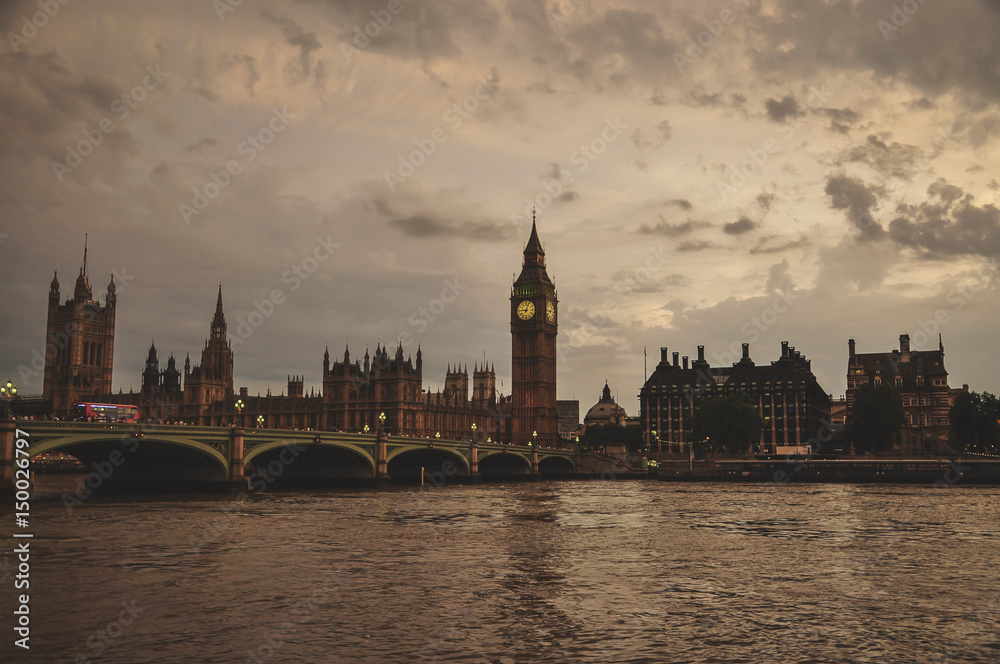 Panoramic view of Big Ben and bridge over Thames