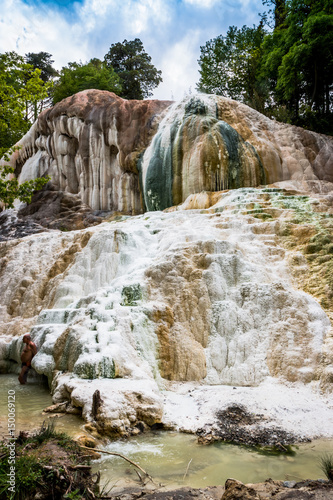 Les thermes Bagni di San Filippo en Toscane
