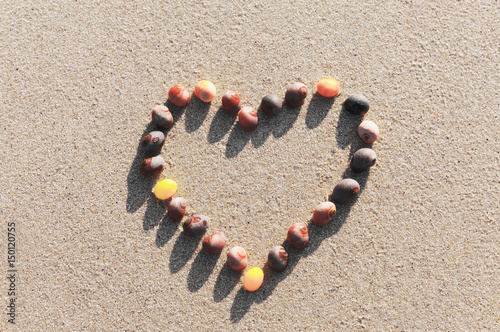 Herz im Sand