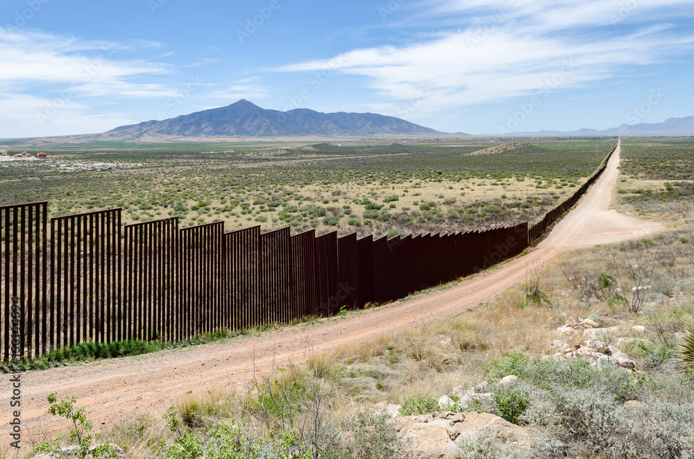 usmexico border in Arizona