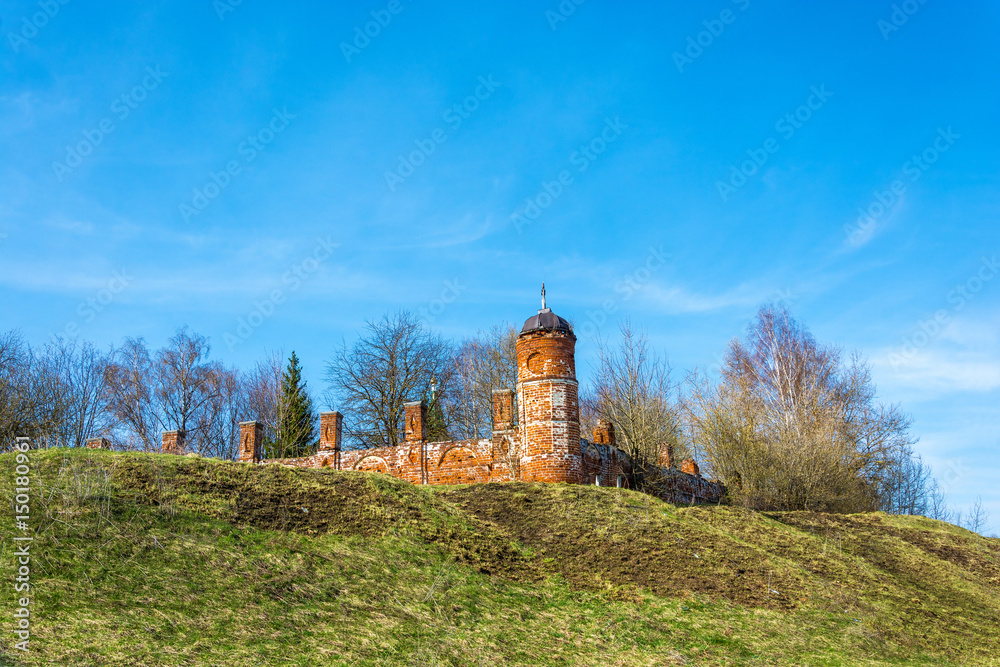 Fototapeta premium The old monastery walls in the village of Goritsy, shuyskiy rayon, Ivanovskaya oblast, Russia.