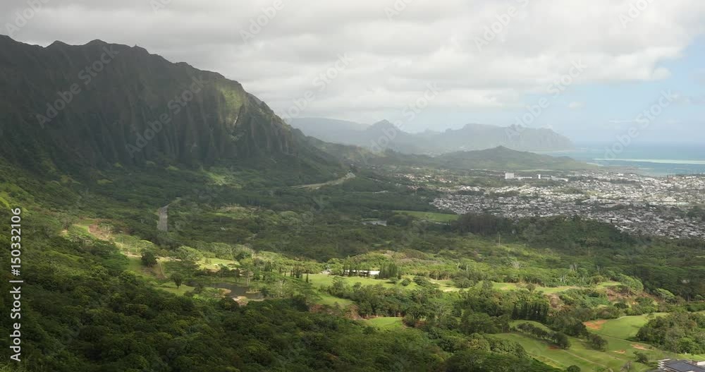 View from the Nuuanu Pali Lookout View from the Nuuanu Pali Lookout