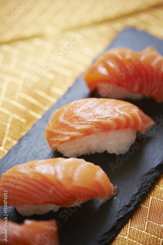 Salmon sushi 