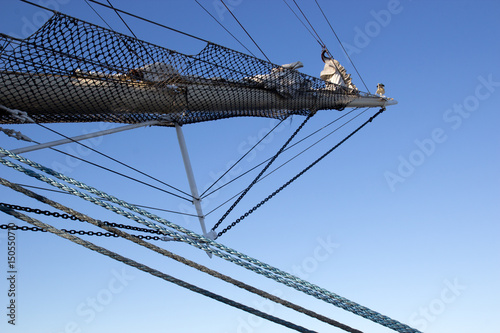 Tableau sur toile The ropes in the background the bow of the ship