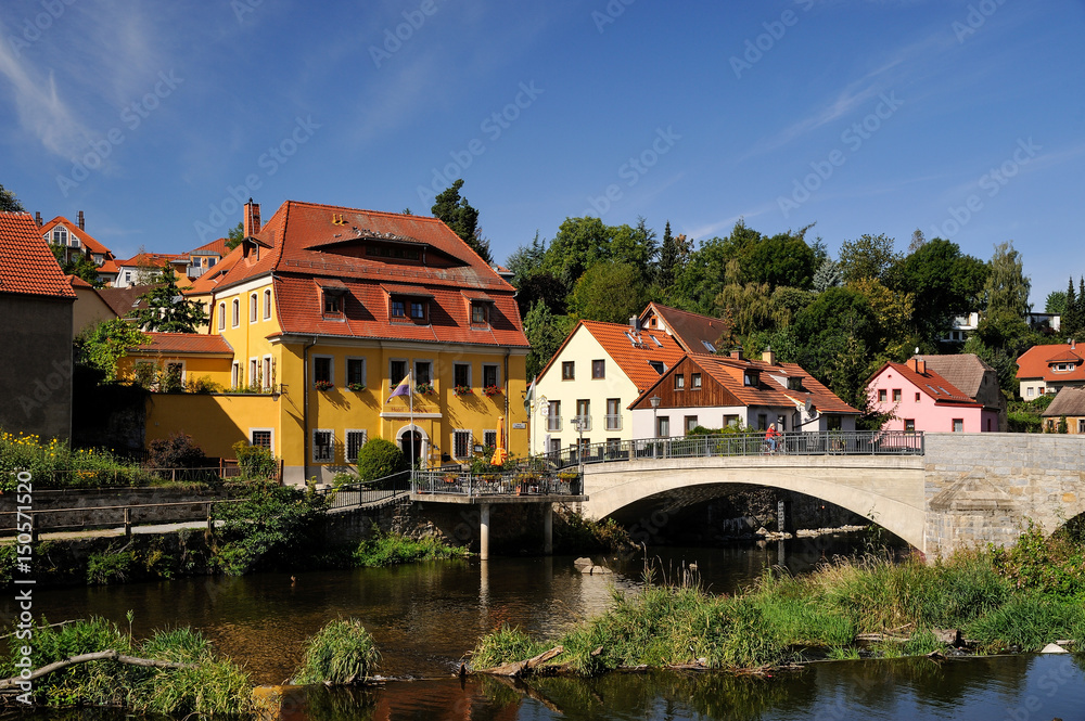 Alte Gerberei an der Spree mit Scharfenwegbrücke, Budyšin, Bautzen, Sachsen, Deutschland