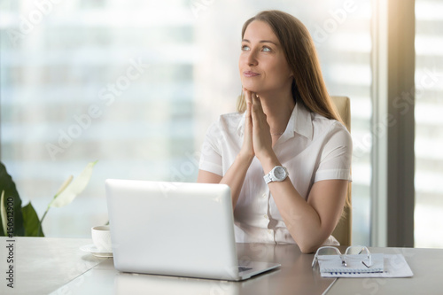 Obraz na plátně Dreamy businesswoman anticipates dearest wish comes true