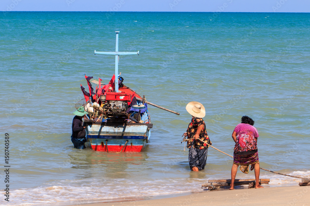 Obraz premium Fisherman boat