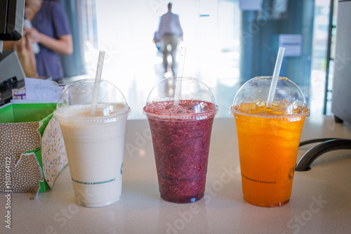 Wallpaper Mural Three smoothis in cafe Torontodigital.ca