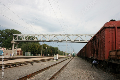 The train transportation of cargoes by rail