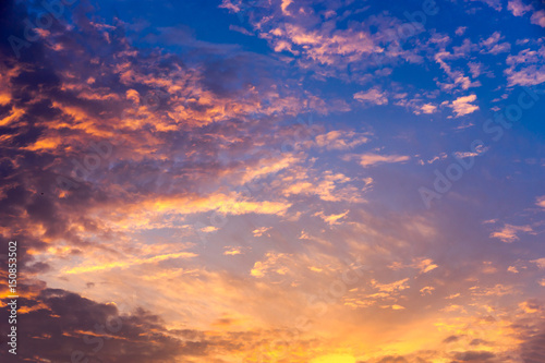 Fototapeta Naklejka Na Ścianę i Meble -  The rising sun, sky cloud sunrise abstract, background