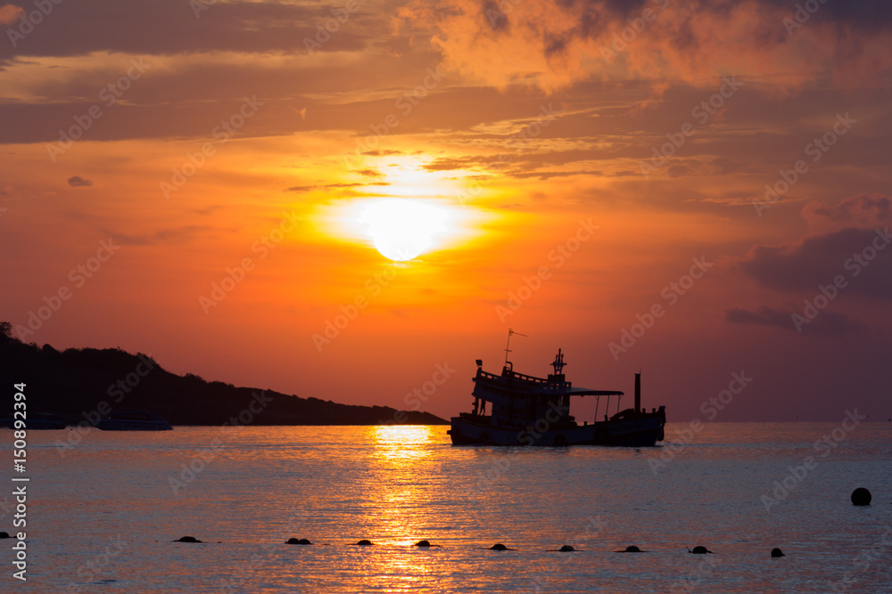 silhouette,landscape,background silhouette,landscape,background