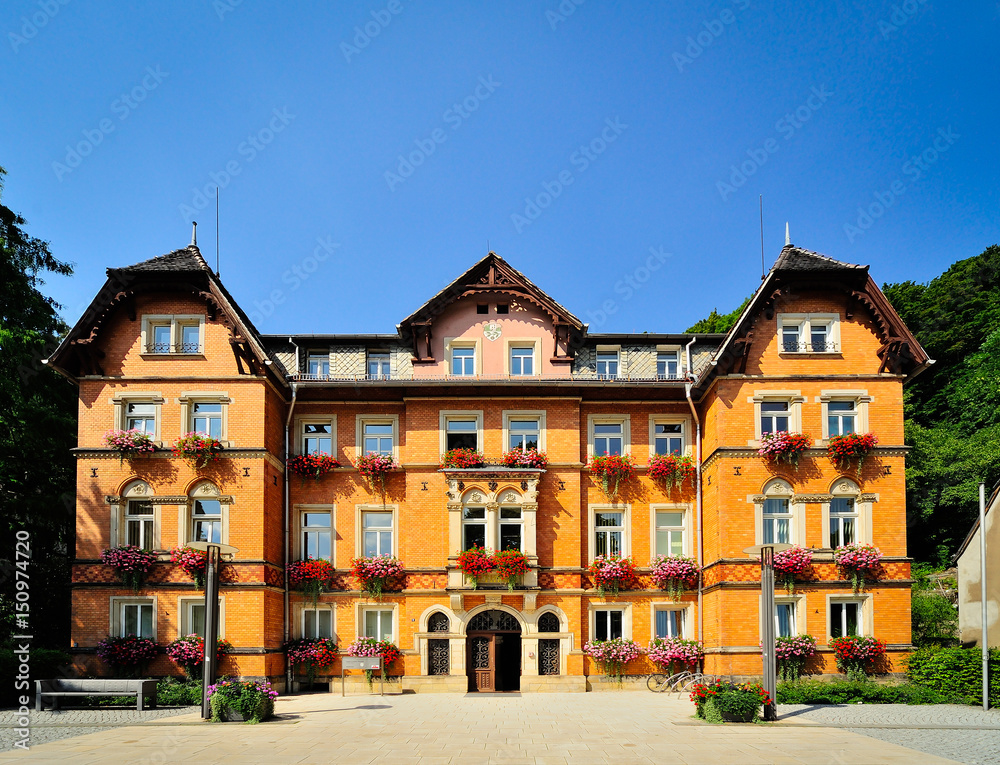 Rathaus (ehem. Sanatorium 