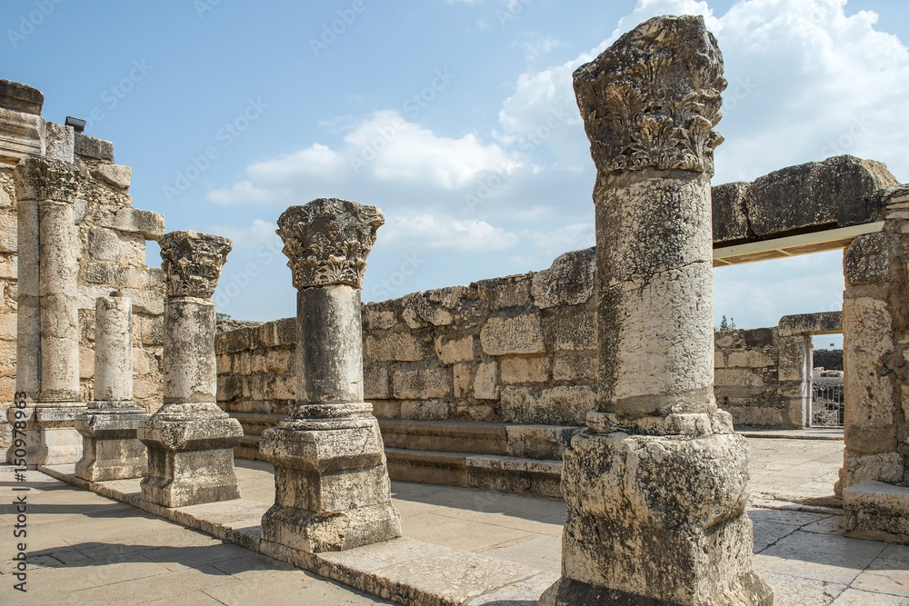 remains of Capernaum synagogue on the Sea of Galilee, Capernaum, Israel ...
