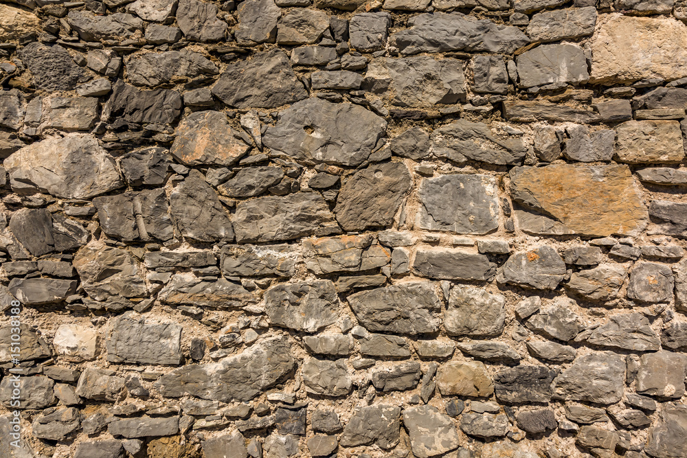 Wall made of natural stones