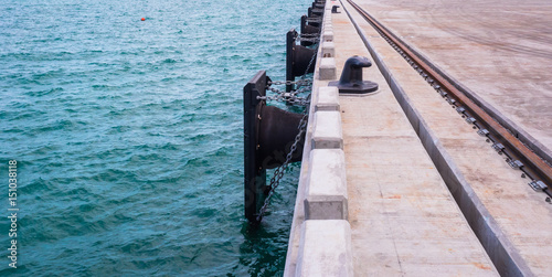 Fotografia Big marine rubber fender at the port terminal, Thailand