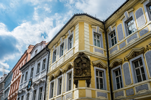 Красочные старинные улочки и переулки города Прага