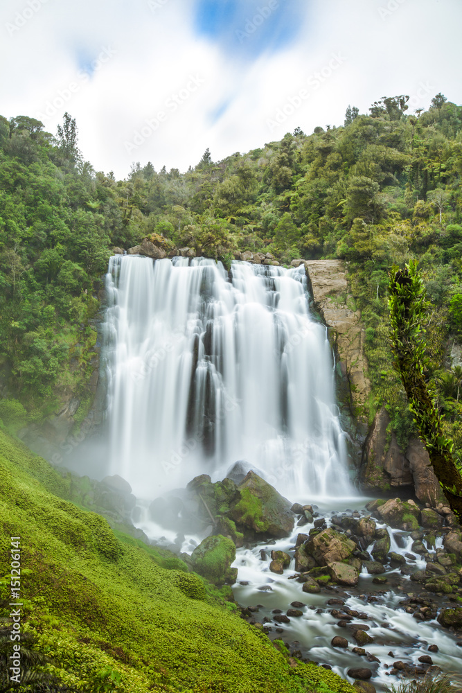 Marokopa Falls in Neuseeland (New Zealand)