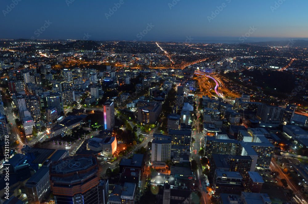 Fototapeta premium Aerial landscape view of Auckland city CBD at dusk