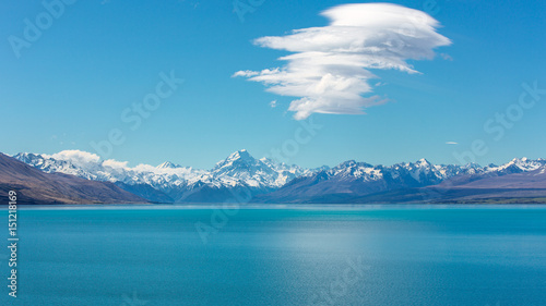 Lake Manapouri in Neuseeland (New Zealand) photo